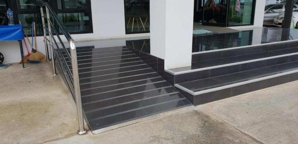The Bed Hotel Phitsanulok Exterior foto